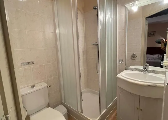 Sensation, Maison 3 Pour 9 Personnes